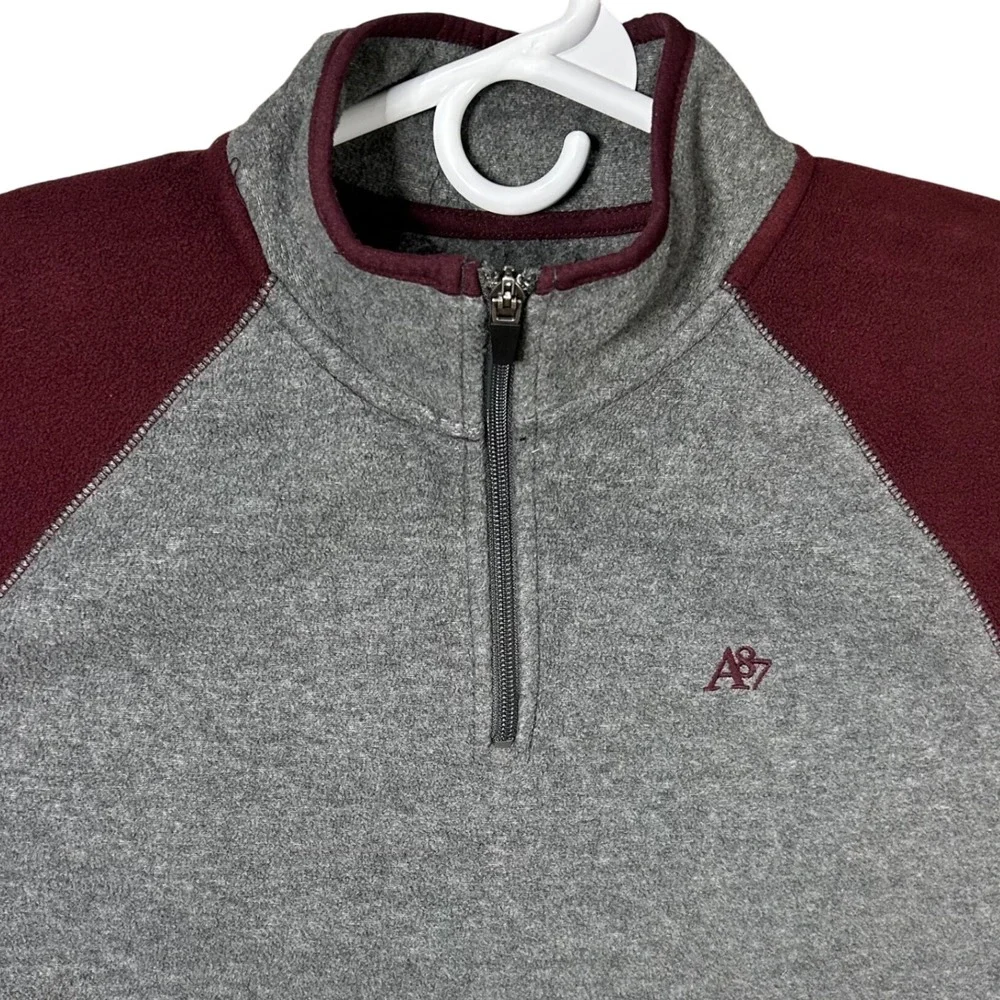 Aeropostale Men's Pullover Quarter Zip Fleece Sweater‎ Gray Maroon Medium